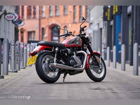 Classic Legends Revives the Legendary BSA Company, to Launch the Gold ...