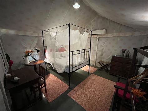 India Hotel Holiday Rentals | Airbnb