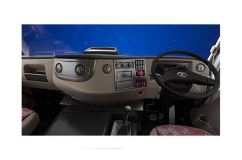 New TATA MOTORS SIGNA 2825 Trucks 2025 On Road Price, Images, Specs ...