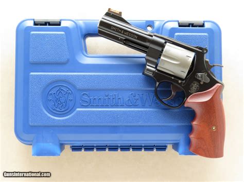 Smith & Wesson Model 329 PD, Cal. .44 Magnum, Scandium Frame, Titanium ...