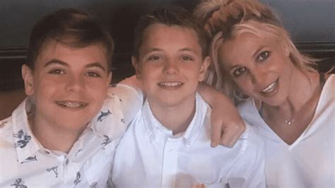 Britney Spears shared a cute picture with her two teenage sons ...