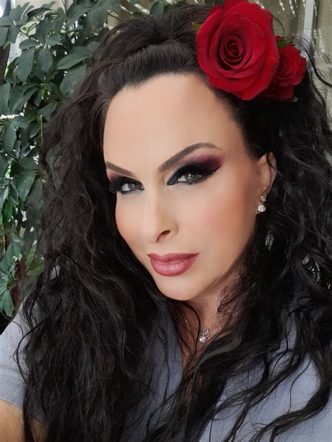 TW Pornstars - 1 pic. Holly Halston. Twitter. Just finished up the shoot omg guys n gals its ...