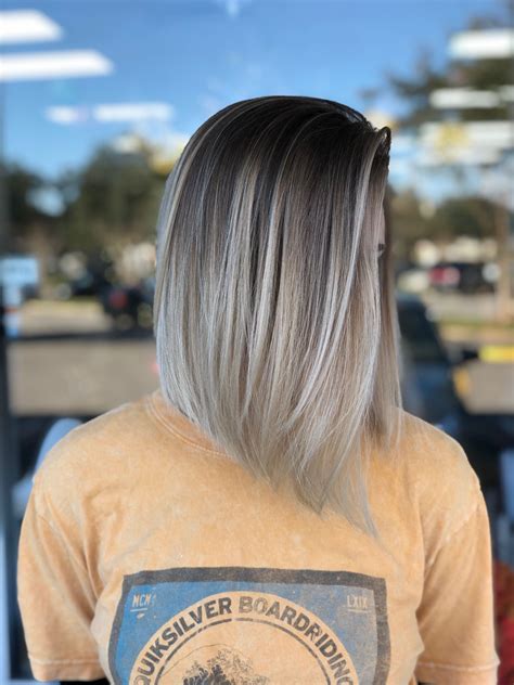 Icy blonde bob with root shadow – Artofit