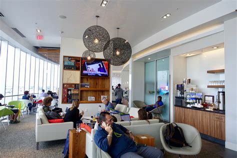 Amex mia centurion lounge access - Washeroes