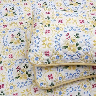 Nanshing Magora Floral 7 Piece Quilt Set