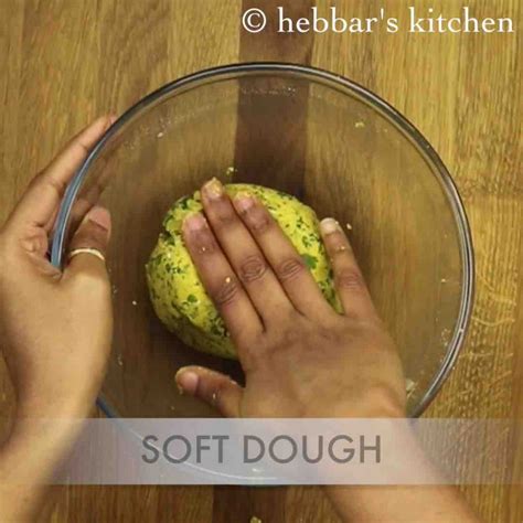 कोथिम्बीर वड़ी रेसिपी | kothimbir vadi in hindi | महाराष्ट्रीयन ...