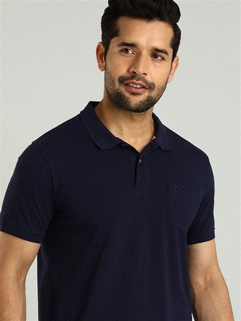 Buy Men Solid Polo T-Shirt Online | Indian Terrain
