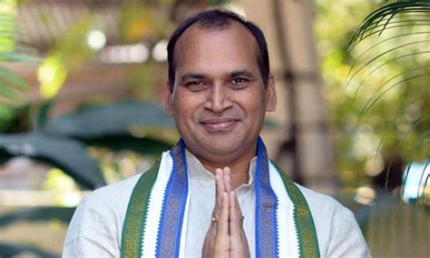 Top 10 richest Indian politicians