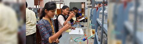 Matoshri Gangamma Veerappa Chiniwar Arts, Commerce & Science College ...