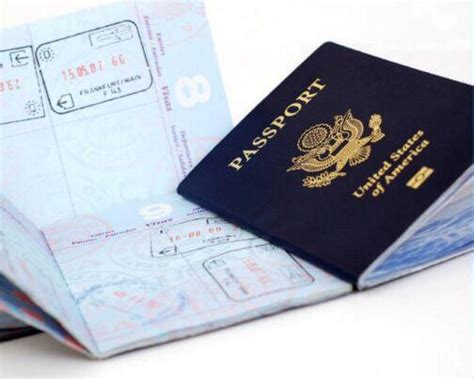 出国旅游护照和签证好办吗