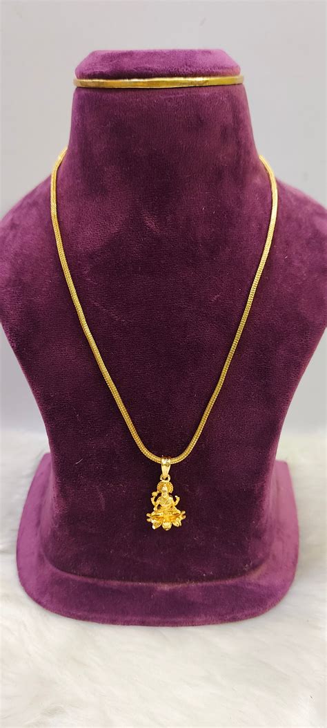 Gold look 18" length maa Lakshmi Devi pendant chain – Paanchajanya Jewels