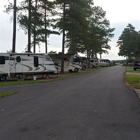 INTERSTATE RV CENTER AND CAMPGROUND (Byron) - Campground Reviews ...