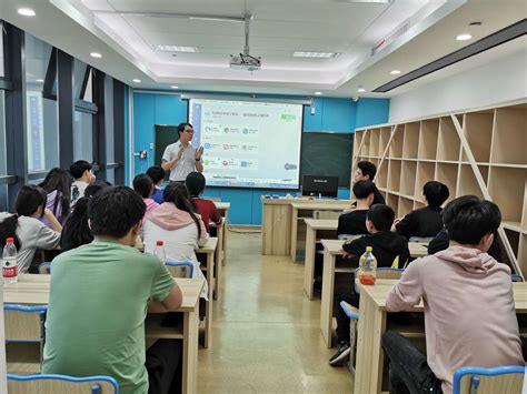 上海UI设计培训班 - 广告设计培训班 - 平面设计培训学校 - 上海非凡教育
