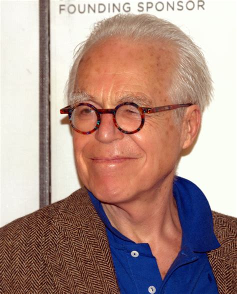 Frases de John Guare | Frases de famosos