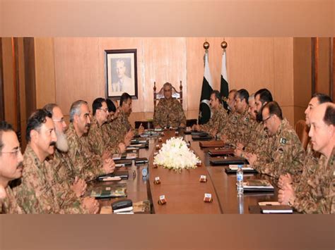 Country has right to use its force: Pakistan Army Chief