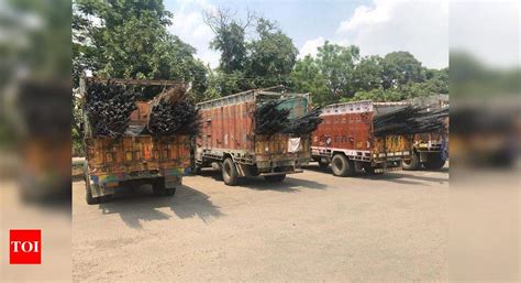 Punjab: Trucks laden with goods seized by tax department | Ludhiana ...
