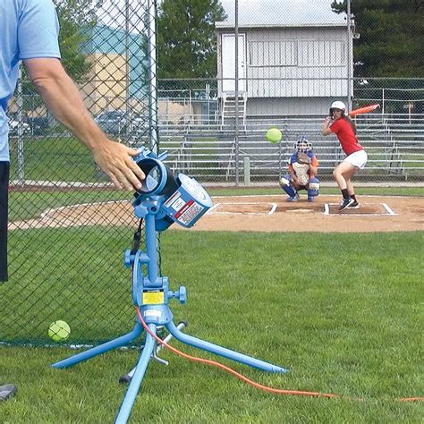 JUGS Lite-Flite® Pitching Machine