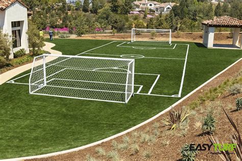 Football Court 的图像结果