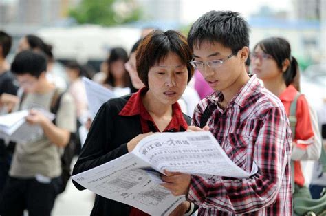 大学生毕业图片-人物-素彩图片大全