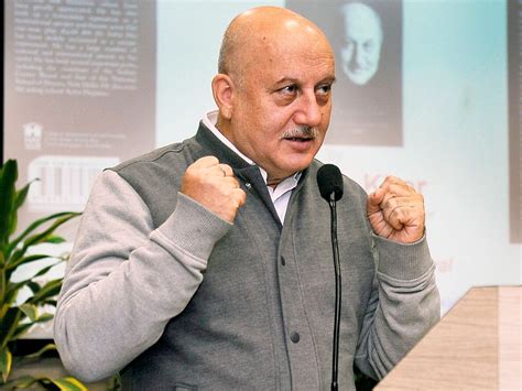 Kangana Ranaut Slams Indira Jaising, Anupam Kher Mocks Naseeruddin Shah ...