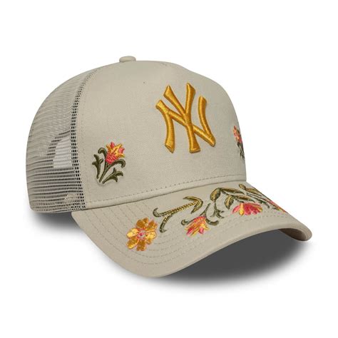 Buy New York Yankees MLB Floral Icon Cream 9FORTY A-Frame Trucker ...