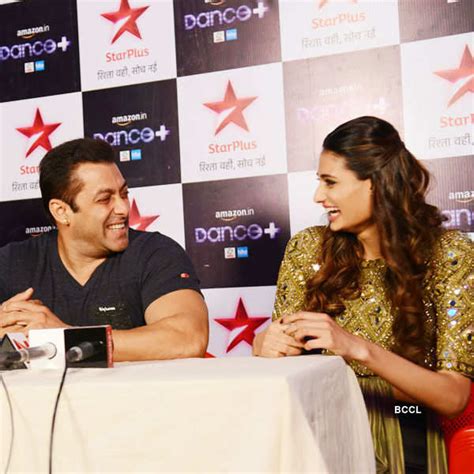 Salman Khan, Sooraj Pancholi and Athiya Shetty perform on the sets of ...