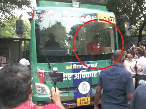 Sanjay Yadav seen at front in Tejashwi’s campaign chariot; Rohini ...