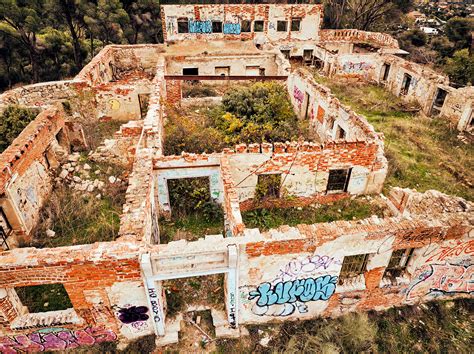 Finca La Isabela: Historia, Abandono y Conflicto por la Presa del Gasco ...