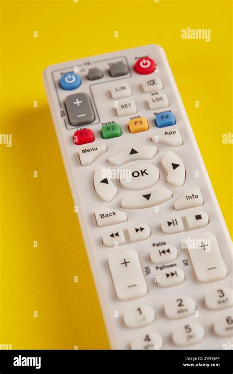 How Program Remote to TV Box 的图像结果
