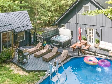 Mount Pocono Vacation Rentals with a Pool - Pennsylvania, United States ...