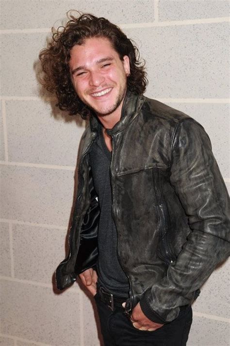 Jon Snows Style Evolution Through All 7 Game Of Thrones Seasons