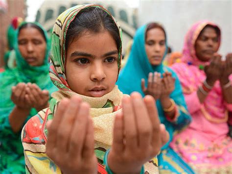 Why Roza (fast) during Ramzan? - Millions celebrate Eid today: 10 ...