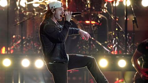 Fort Carson soldier shovels the Manitou Incline -- every single time it ...