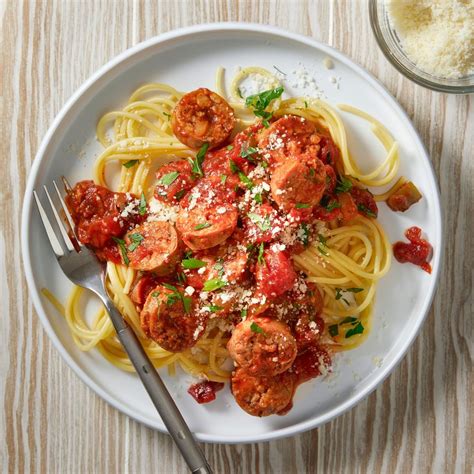 Spaghetti With Italian Sausage 20 Minute Sausage Pasta Skillet