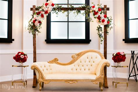 Memorable Wedding Altars For A Stunning “I Do” Moment! | Lily & Lime