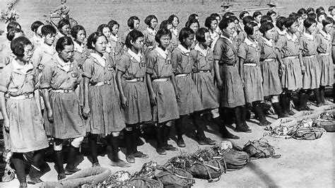 抗日战争女兵被俘行刑