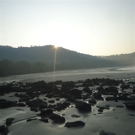 MYANMAR PARADISE BEACH BUNGALOWS (Dawei) - Cottage Reviews & Photos ...