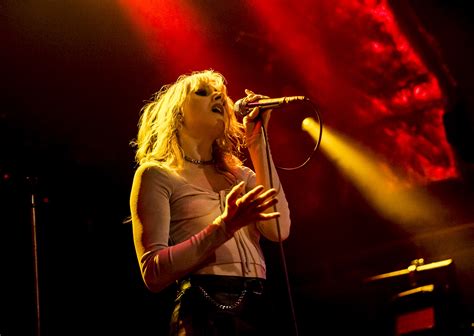 O2 Islington London 的图像结果