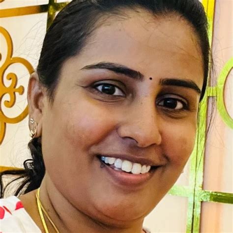 Dhivyapriya - Drawing teacher - ₹500/h