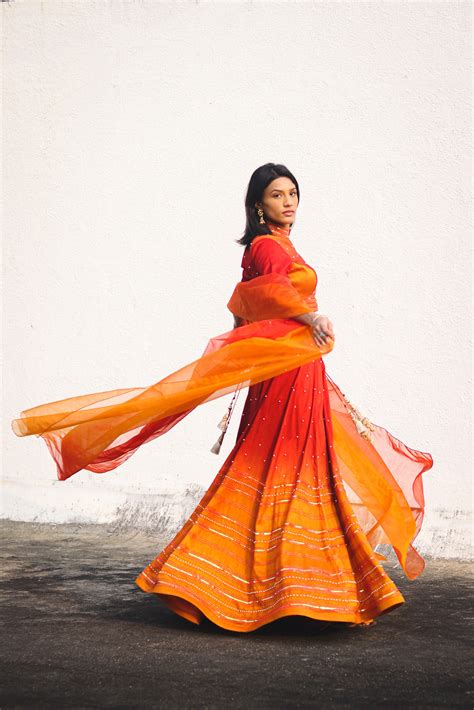 Raw Silk Ombre Lehenga Choli Set – Chhaya Gandhi Design Studio