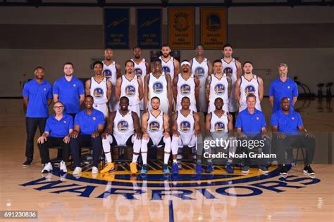 8,070 Golden State Warriors Team Photo Photos & High Res Pictures ...
