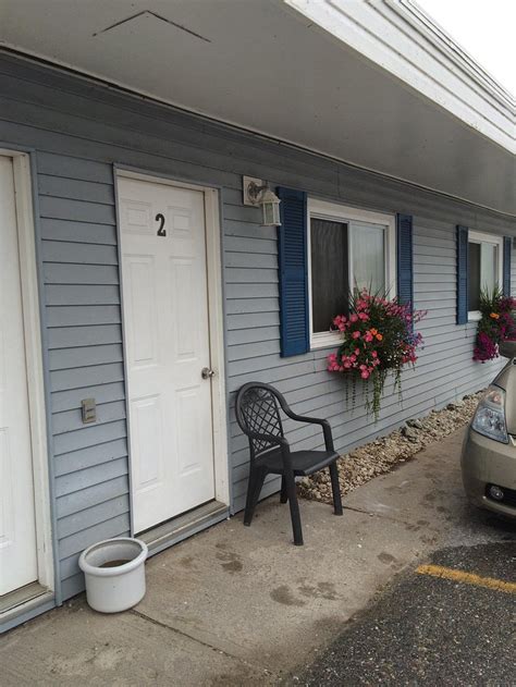 BOBBERS MOTEL (Bruce Mines) - Hotel Reviews & Photos - Tripadvisor