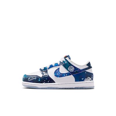 Nike Dunk Low x LEGO® Collection Younger Kids' Shoes. Nike IN