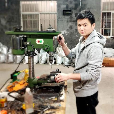 28岁获评“浙江工匠”，台州工作的小伙被写进浙江高考作文题！_杨杰_玉环_改造