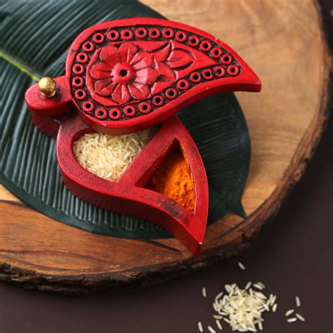 Handcrafted Wooden box with carved flower - Red – Revive Home
