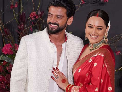 Sonakshi weds Zaheer: Sonakshi Sinha debuts sindoor look, stuns in red ...