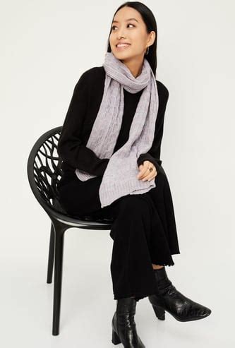 Buy Winter Accessories for Women Online in India | Max Fashion