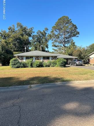 Natchez MS Real Estate & Homes for Sale - Homes.com