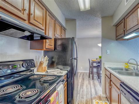 Photo Gallery of Midland, TX Apartments for Rent | Mayfield