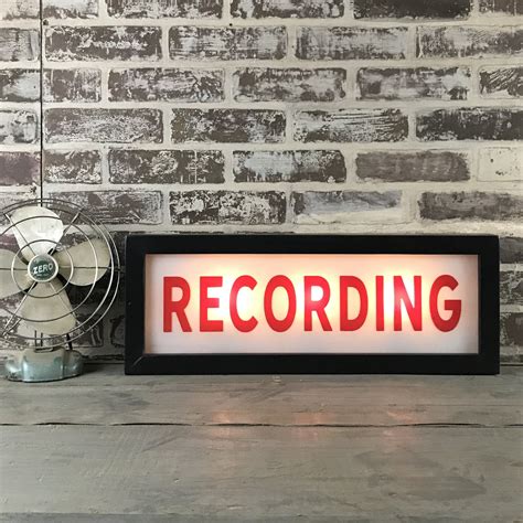 Recording Sign 的图像结果